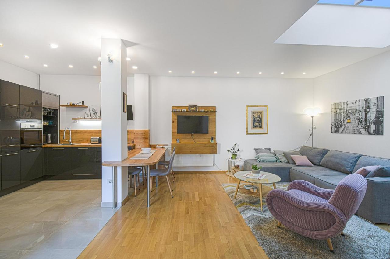 F9 And New F9 Apartman Zágráb Kültér fotó