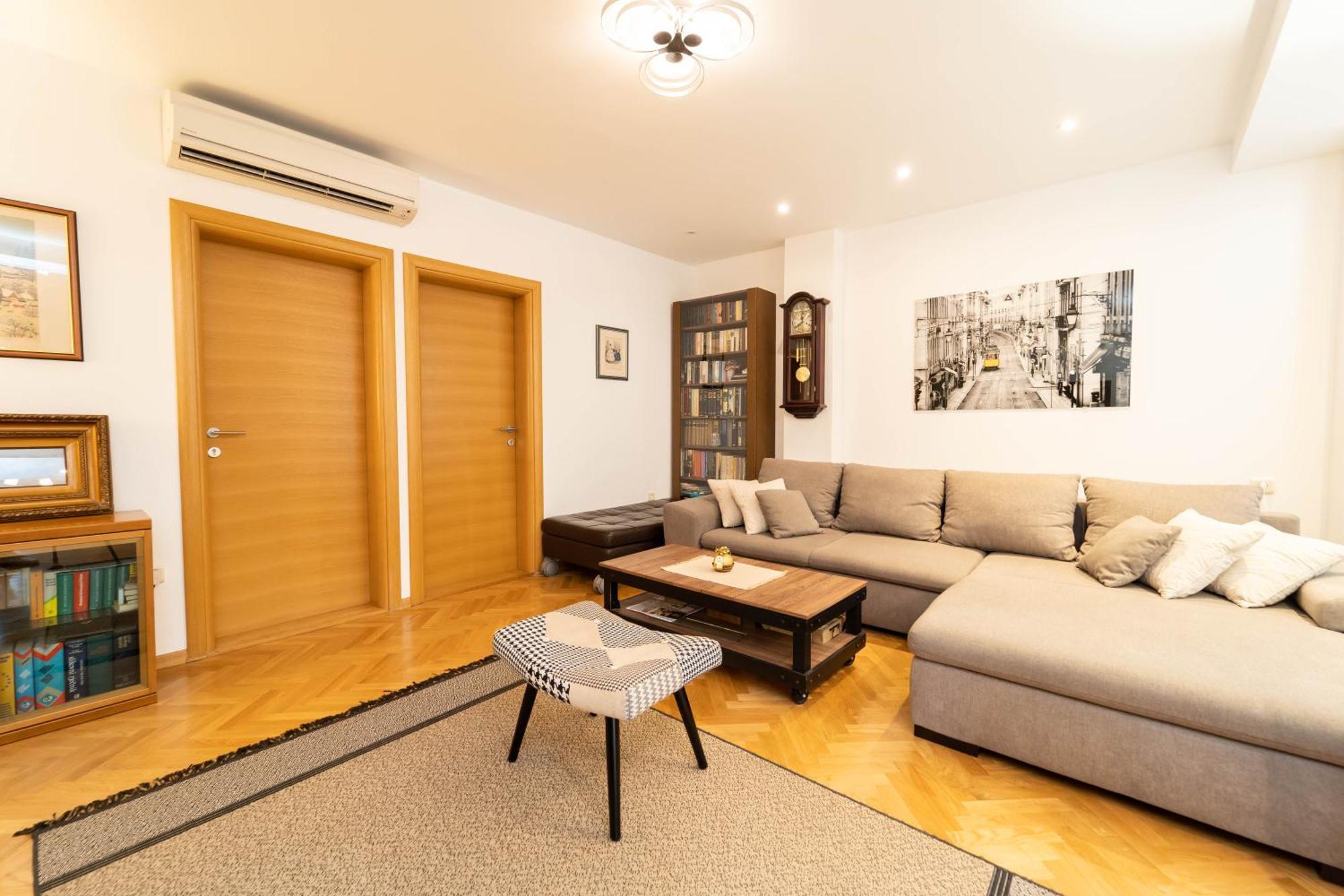 F9 And New F9 Apartman Zágráb Kültér fotó