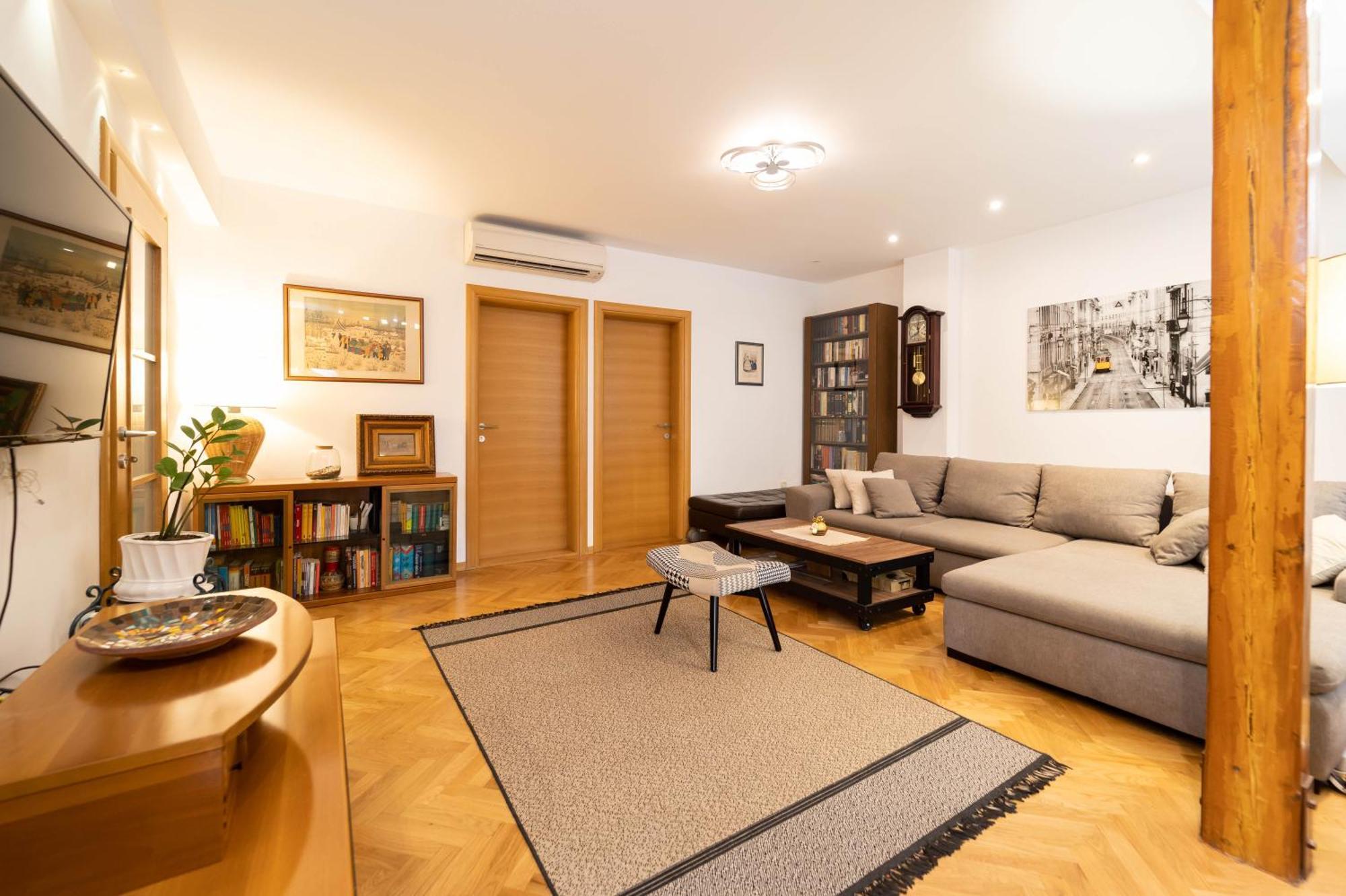 F9 And New F9 Apartman Zágráb Kültér fotó